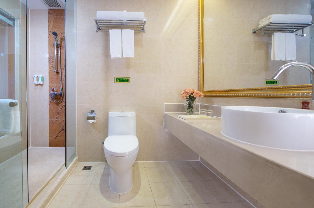 Vienna Hotel Chaoyang Наньнин Экстерьер фото