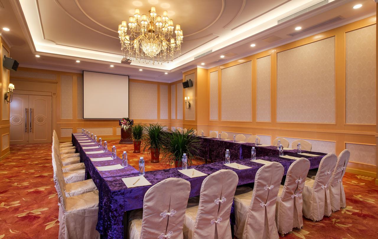 Vienna Hotel Chaoyang Наньнин Экстерьер фото